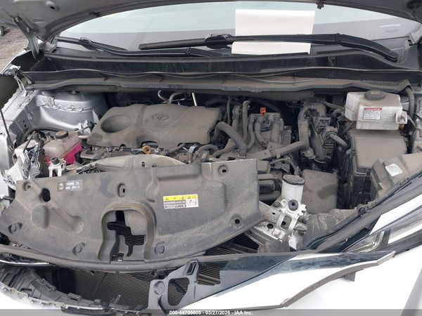 2022 TOYOTA SIENNA LE — I10