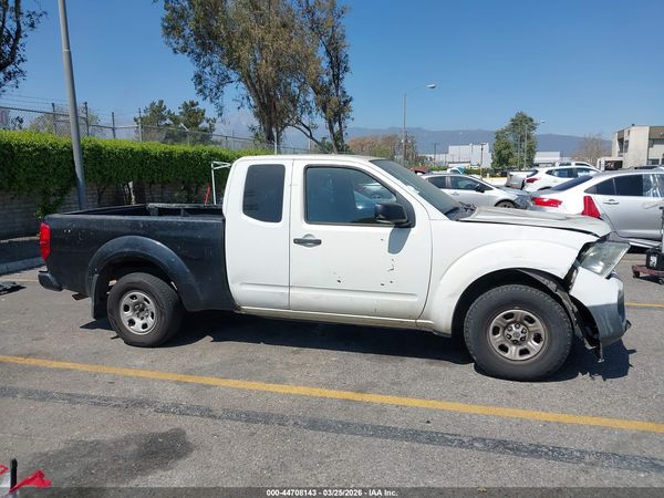 2018 NISSAN FRONTIER S