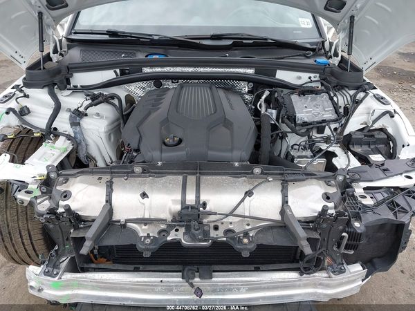 2023 PORSCHE MACAN T