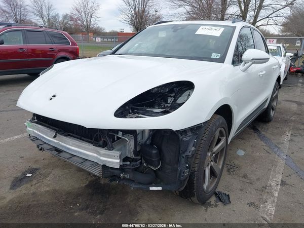 2023 PORSCHE MACAN T