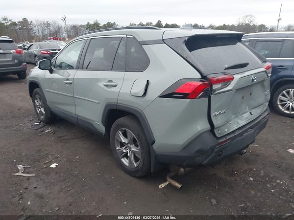 2022 TOYOTA RAV4 HYBRID XLE