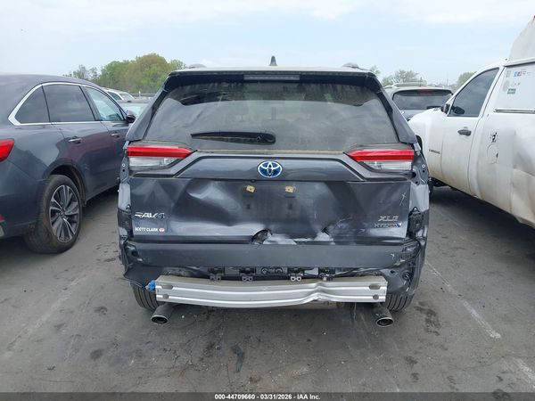 2023 TOYOTA RAV4 HYBRID XLE