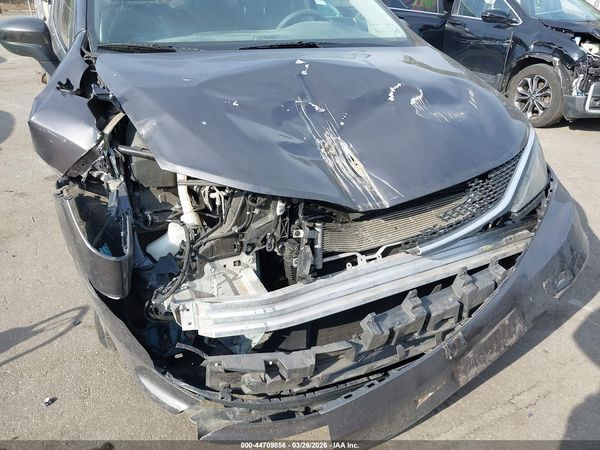 2020 CHRYSLER VOYAGER LXI — I6