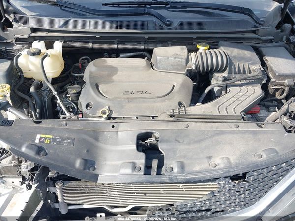 2020 CHRYSLER VOYAGER LXI — I10