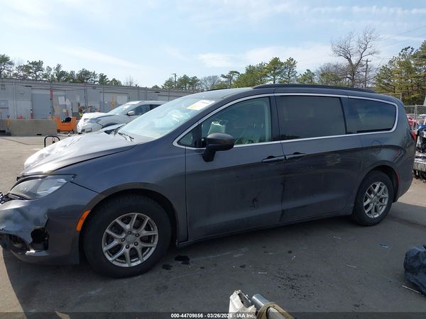 2020 CHRYSLER VOYAGER LXI — I117