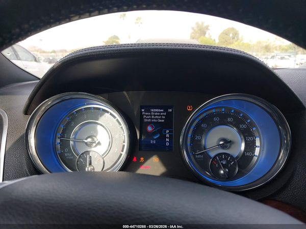 2012 CHRYSLER 300 LIMITED — I7