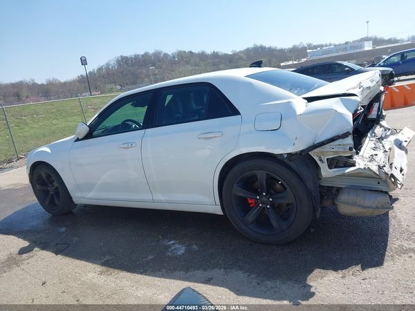 2019 CHRYSLER 300 300S — I117