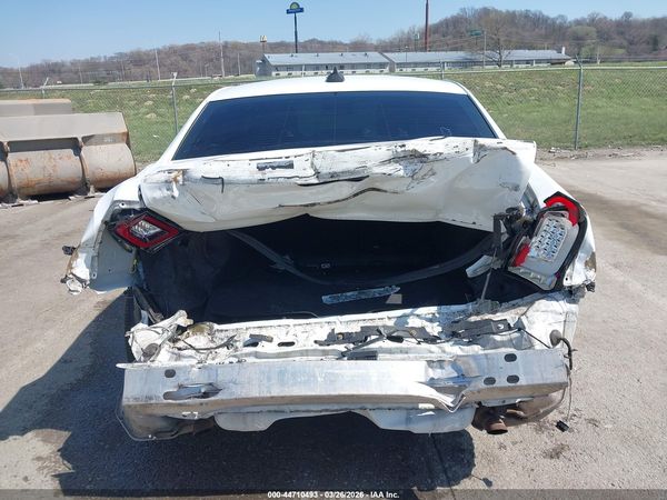2019 CHRYSLER 300 300S — I119
