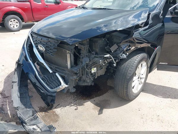 2019 KIA SORENTO 2.4L LX