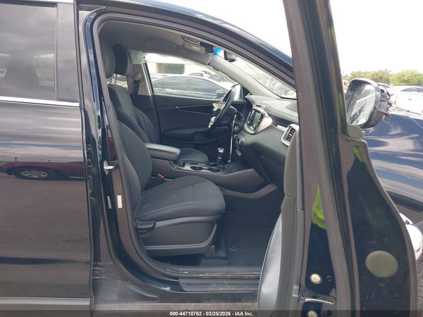 2019 KIA SORENTO 2.4L LX