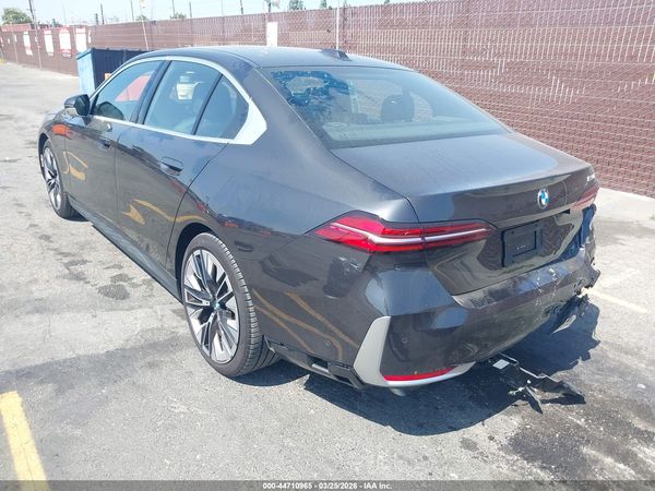 2026 BMW 530I