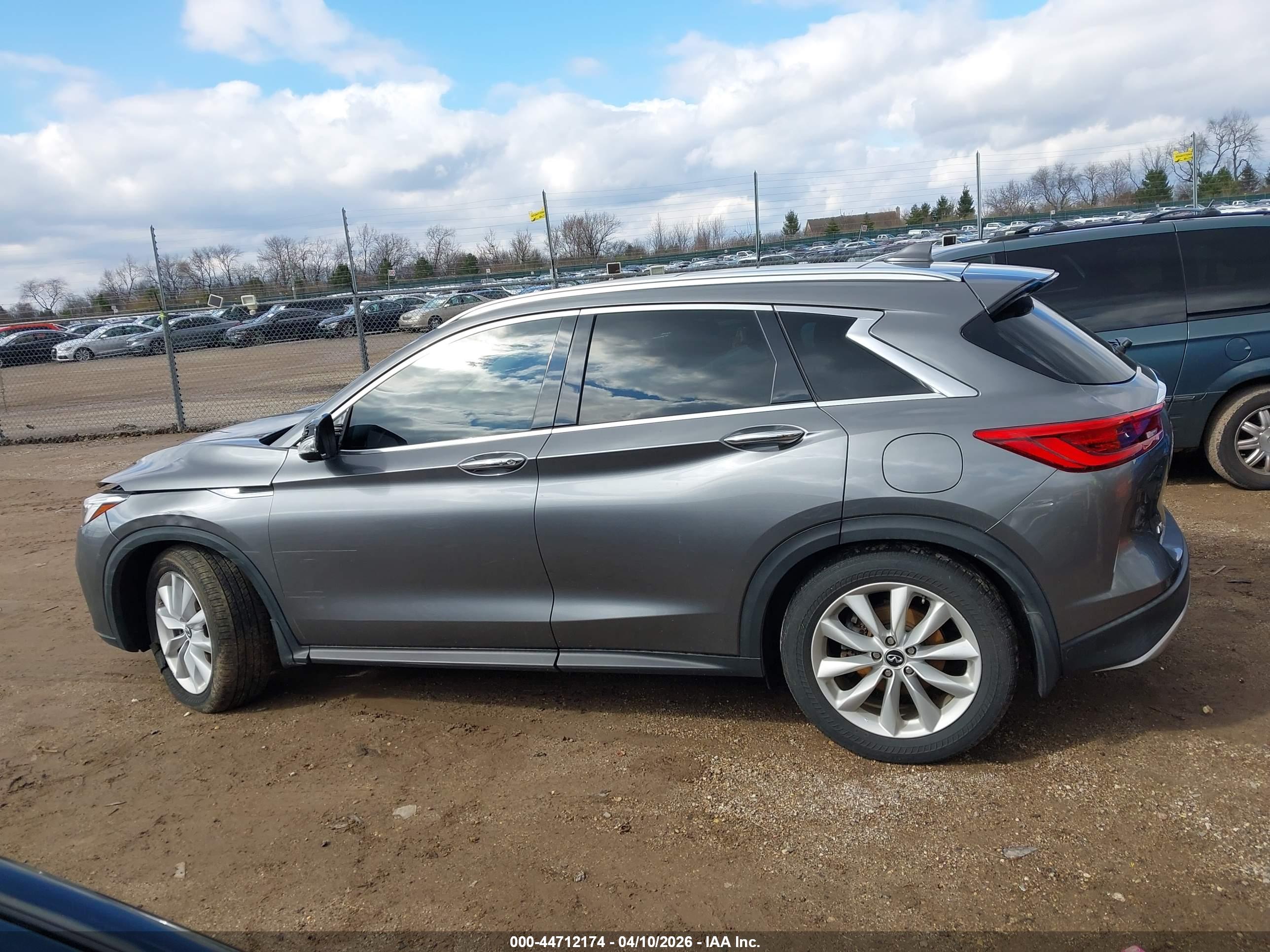 2019 INFINITI QX50 ESSENTIAL