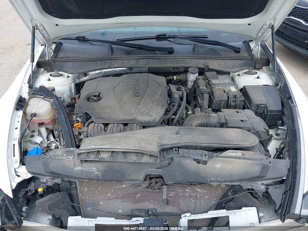 2022 HYUNDAI SONATA SE