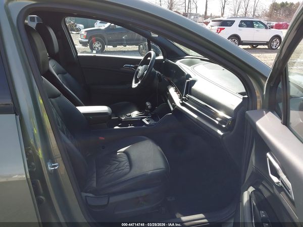 2023 KIA SPORTAGE X-LINE