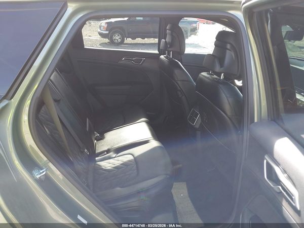 2023 KIA SPORTAGE X-LINE