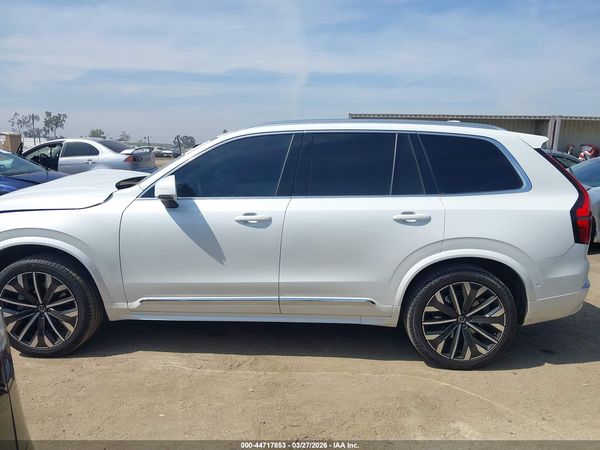 2026 VOLVO XC90