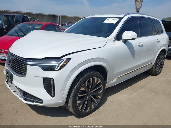 2026 VOLVO XC90