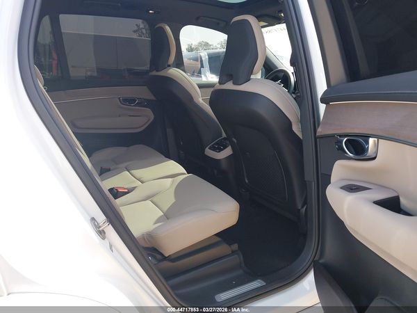 2026 VOLVO XC90