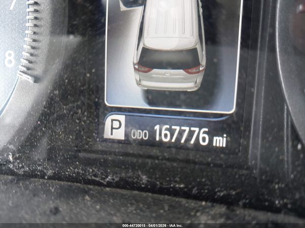 2018 TOYOTA SIENNA XLE PREMIUM 8 PASSENGER — I118