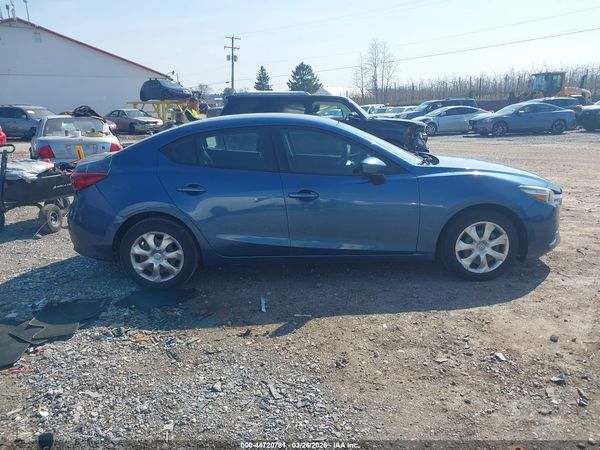 2017 MAZDA MAZDA3 SPORT
