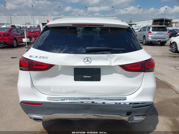 2021 MERCEDES-BENZ GLA 250 GLA250