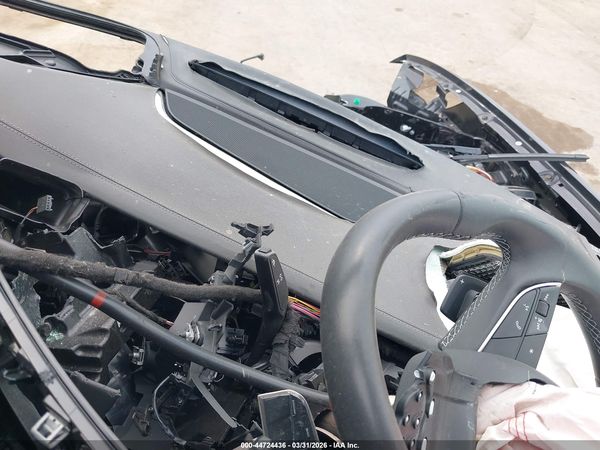 2021 AUDI Q8