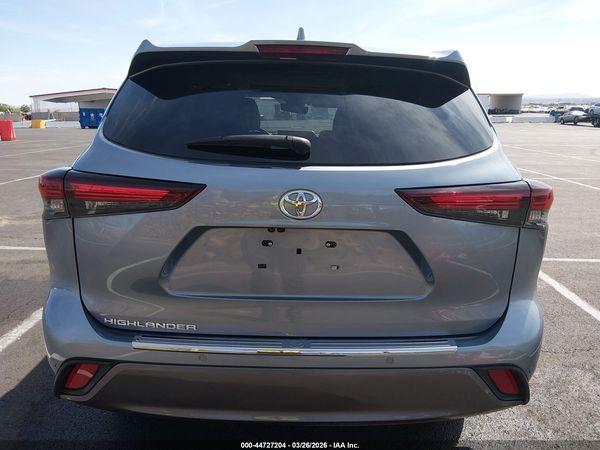 2024 TOYOTA HIGHLANDER PLATINUM