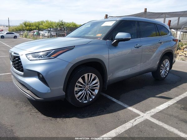 2024 TOYOTA HIGHLANDER PLATINUM