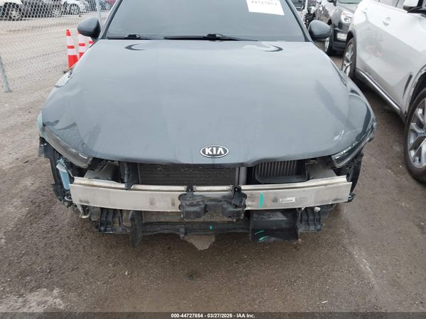 2021 KIA K5 LXS