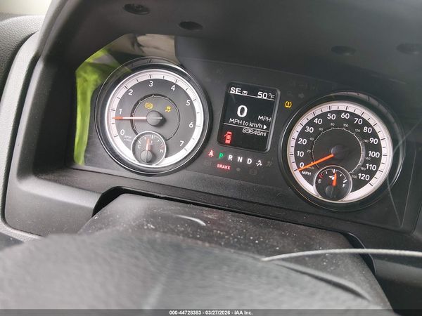 2019 RAM 1500 CLASSIC WARLOCK  4X4 6'4 BOX