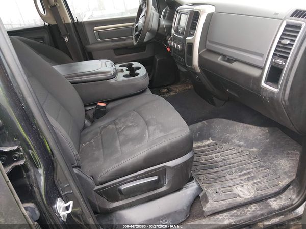2019 RAM 1500 CLASSIC WARLOCK  4X4 6'4 BOX