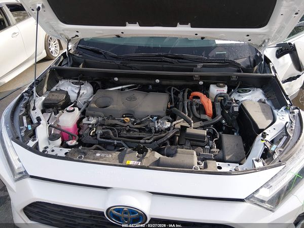 2024 TOYOTA RAV4 HYBRID XLE PREMIUM