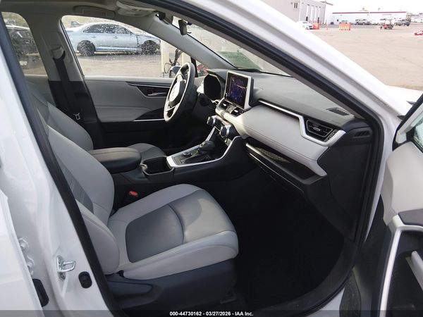 2024 TOYOTA RAV4 HYBRID XLE PREMIUM