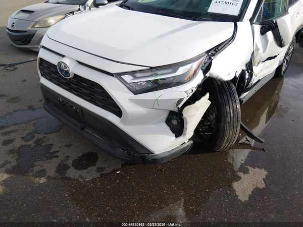 2024 TOYOTA RAV4 HYBRID XLE PREMIUM