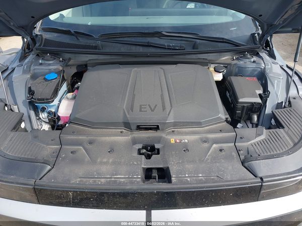 2025 HYUNDAI IONIQ 5 SE