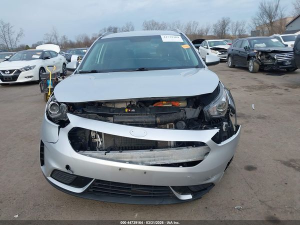2019 KIA NIRO LX