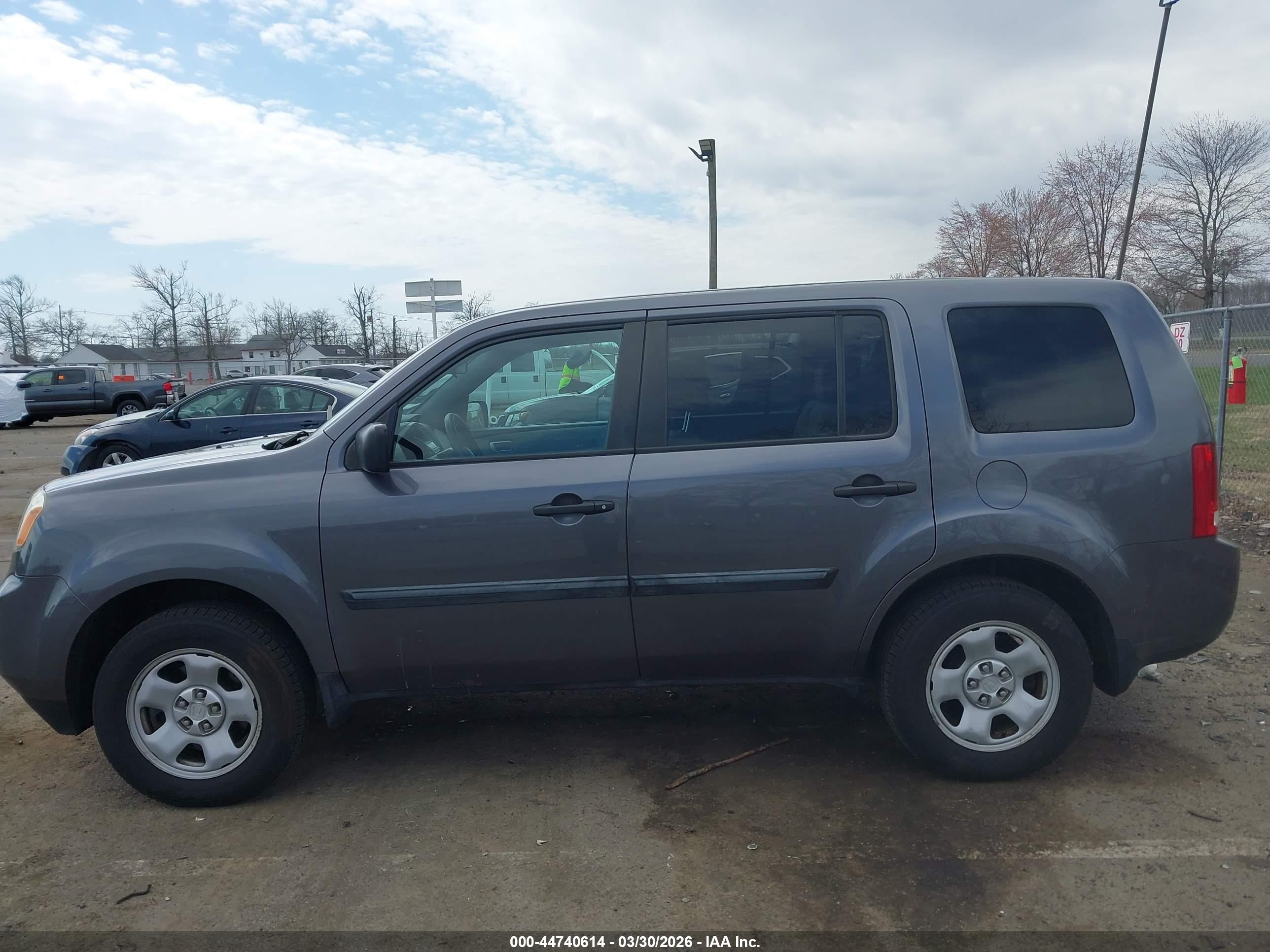 2015 HONDA PILOT LX