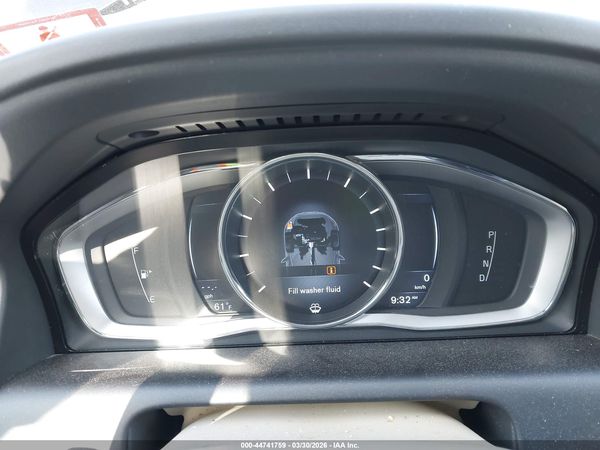 2016 VOLVO XC60 T5 PREMIER