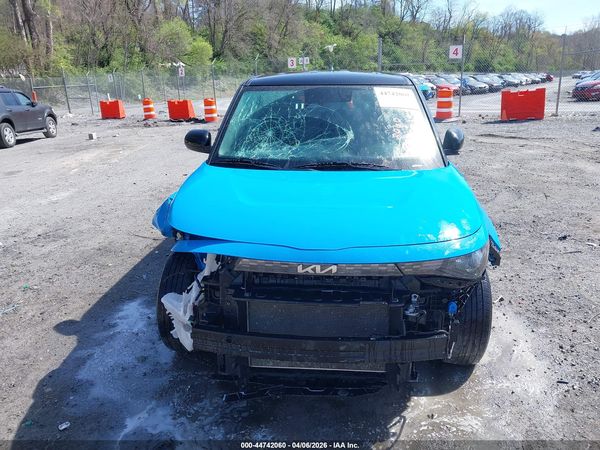 2023 KIA SOUL S