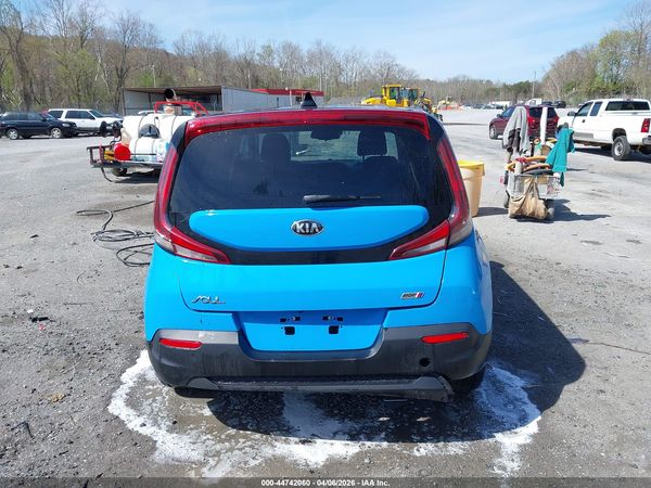 2023 KIA SOUL S