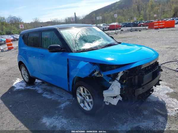 2023 KIA SOUL S