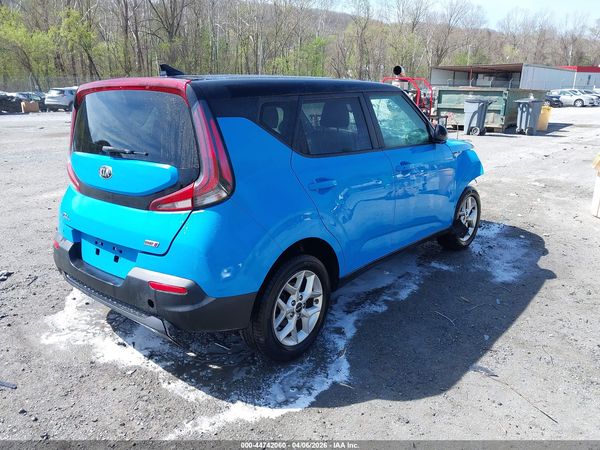 2023 KIA SOUL S