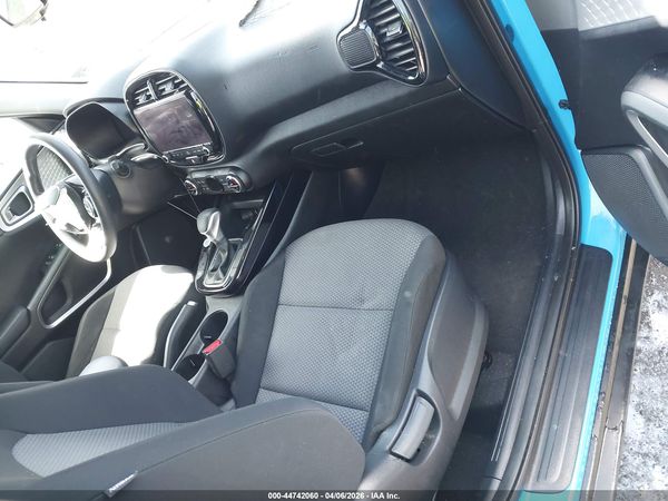 2023 KIA SOUL S