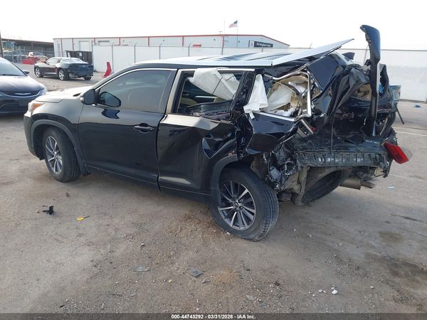 2018 TOYOTA HIGHLANDER XLE
