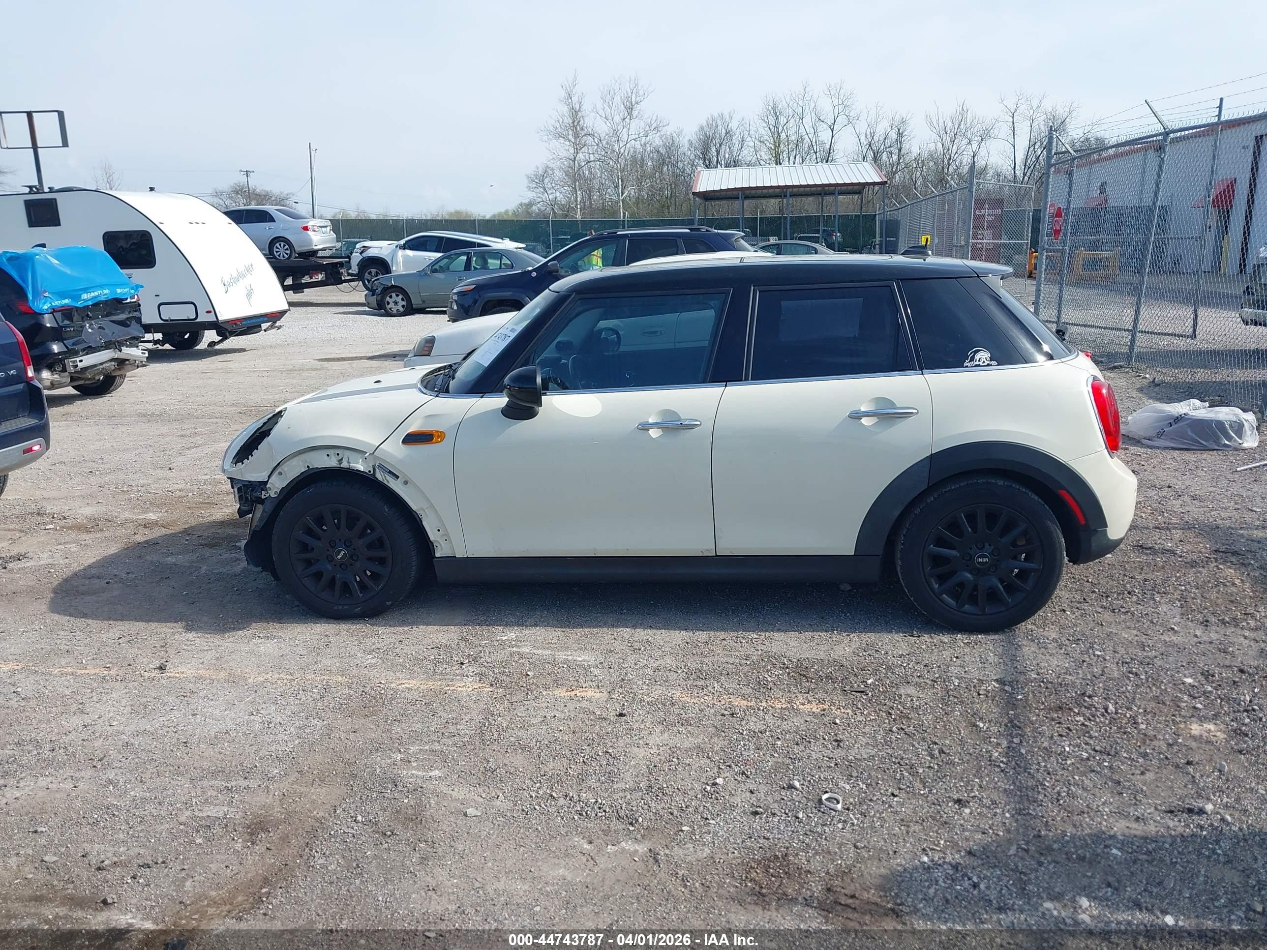 2015 MINI HARDTOP COOPER