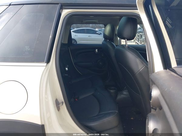 2015 MINI HARDTOP COOPER