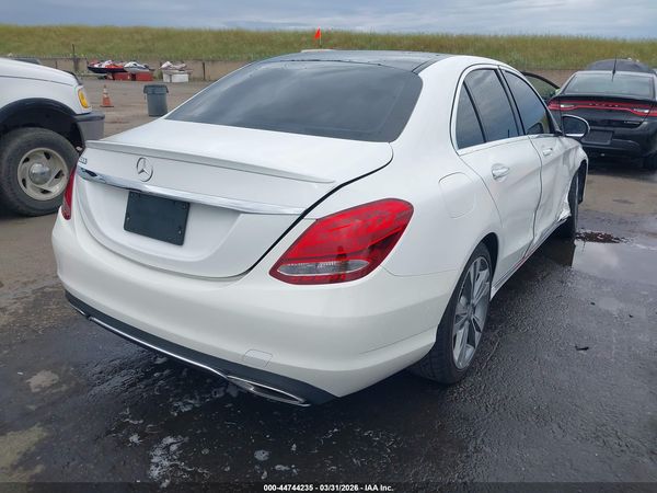 2016 MERCEDES-BENZ C 300 C300