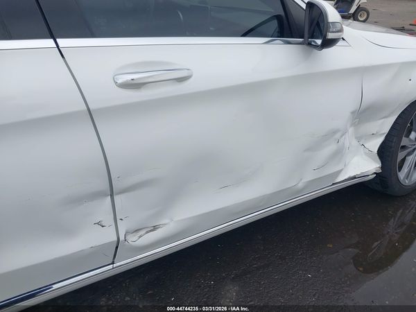 2016 MERCEDES-BENZ C 300 C300
