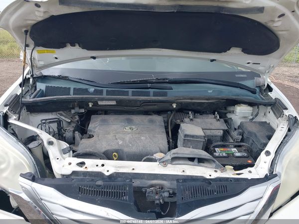 2013 TOYOTA SIENNA LIMITED V6 7 PASSENGER