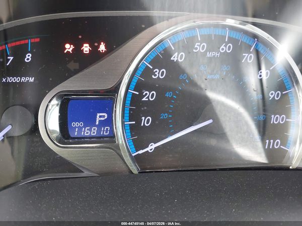 2013 TOYOTA SIENNA LIMITED V6 7 PASSENGER